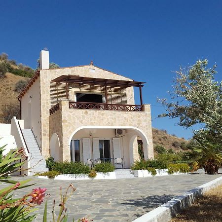 Beautiful Villa In 아기아갈리니 외부 사진